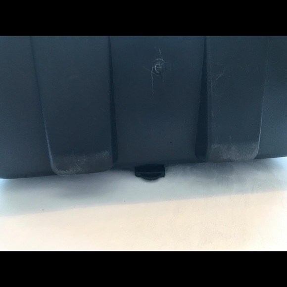 Young & Threads Bag - Picture 3 of 11